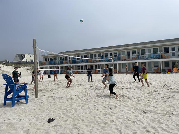 Retreat volleyball