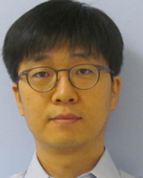 lee_dongwon.jpg
